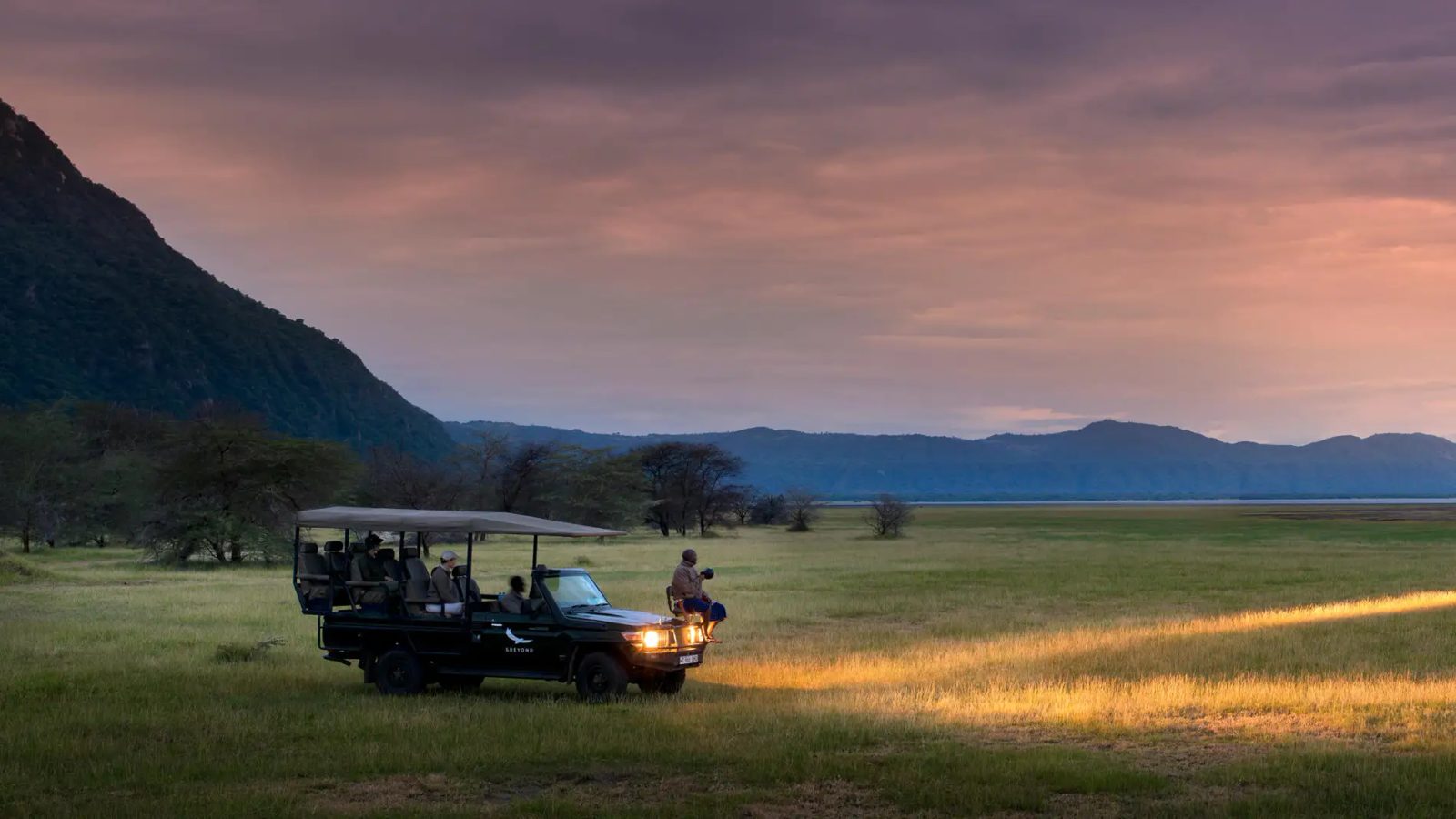 No matter where you are, even on a night game drive, we provide reliable, 24/7 global assistance - andBeyond night game drive