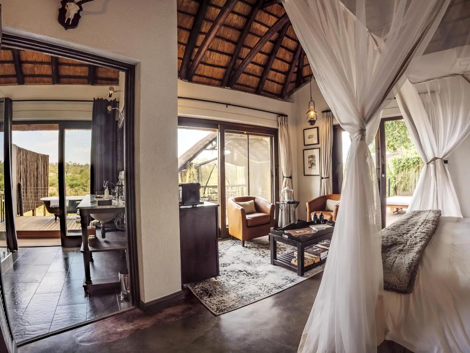 4-Day Jock Safari Lodge Fly-in Package