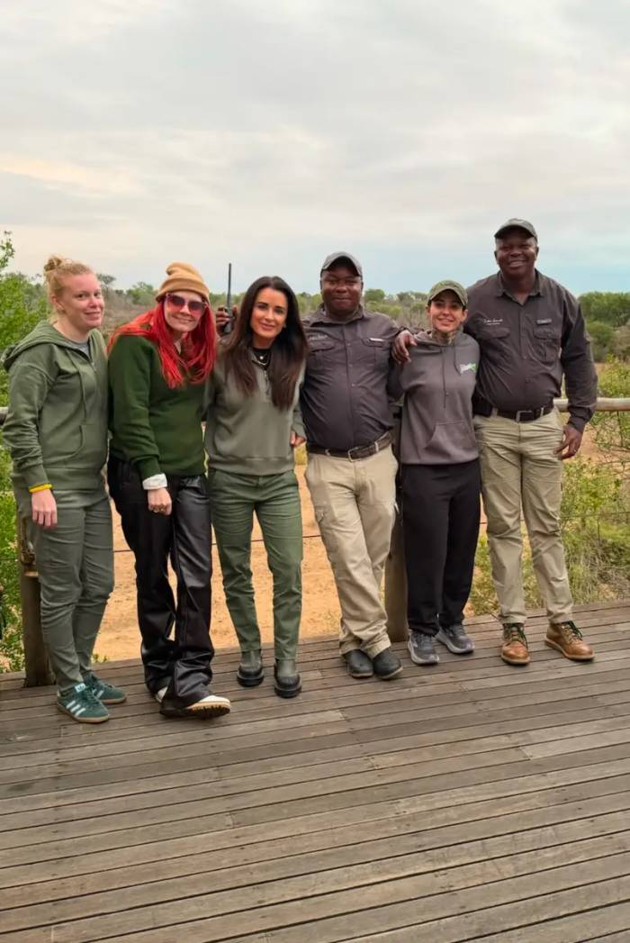 We're honored to have hosted Kyle Richards, star of The Real Housewives of Beverly Hills, at Lion Sands Tinga Lodge, where she experienced the luxury of the Hinkwenu Residence and unforgettable African adventures.
