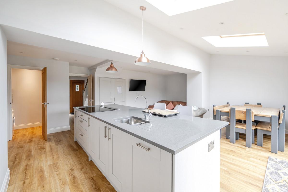Property detail 10 - Adam Clegg Estate Agents