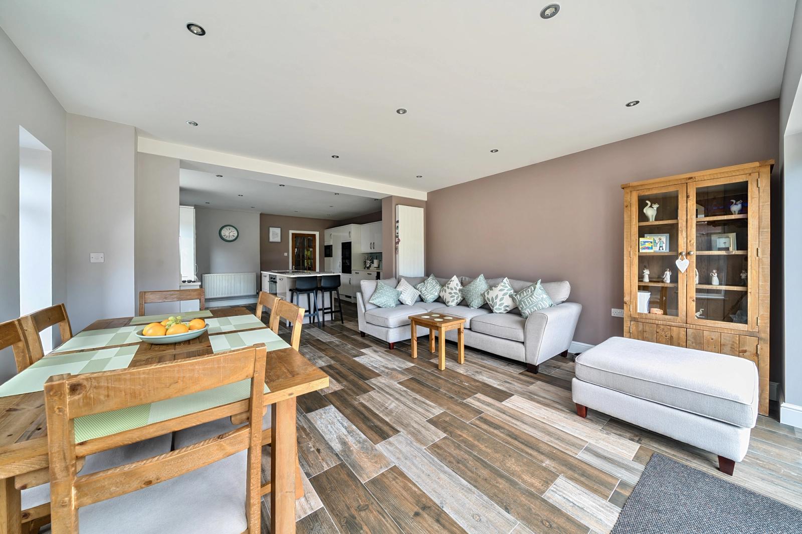 Property detail 10 - Adam Clegg Estate Agents