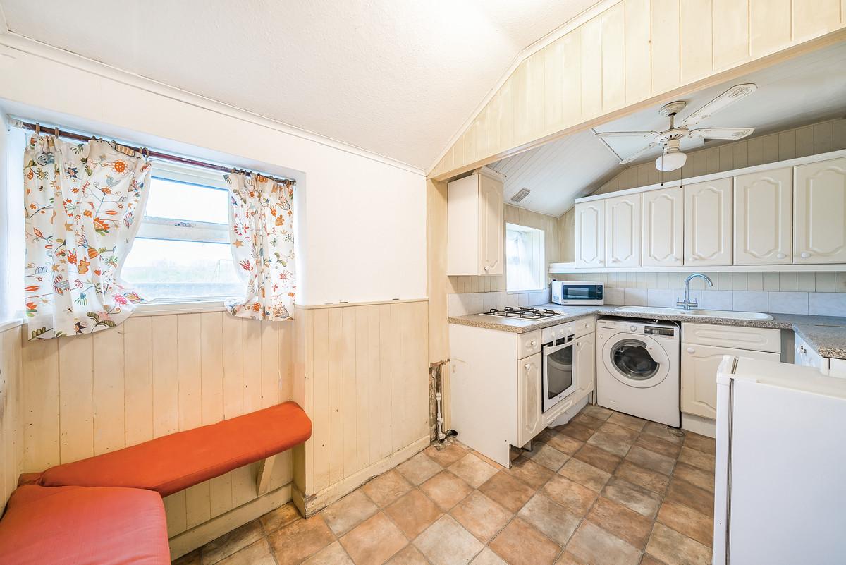 Property detail 8 - Adam Clegg Estate Agents