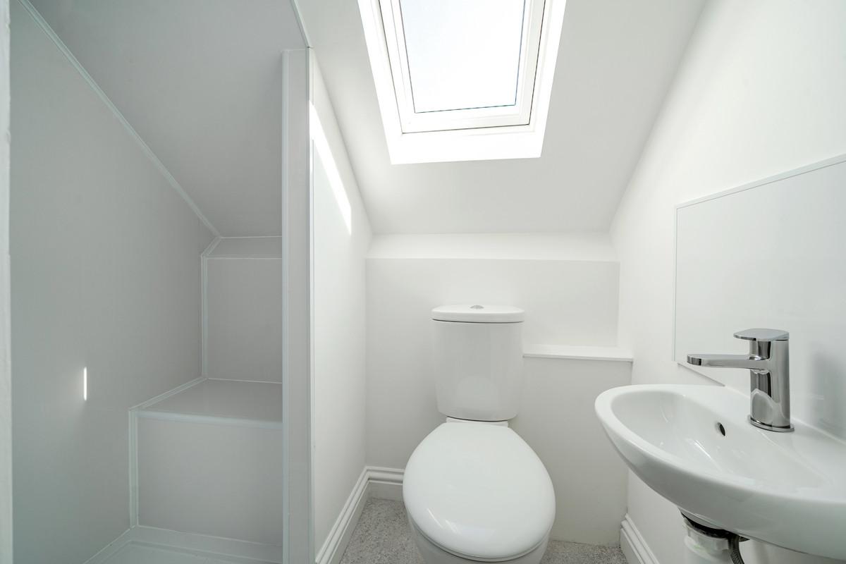 Property detail 11 - Adam Clegg Estate Agents