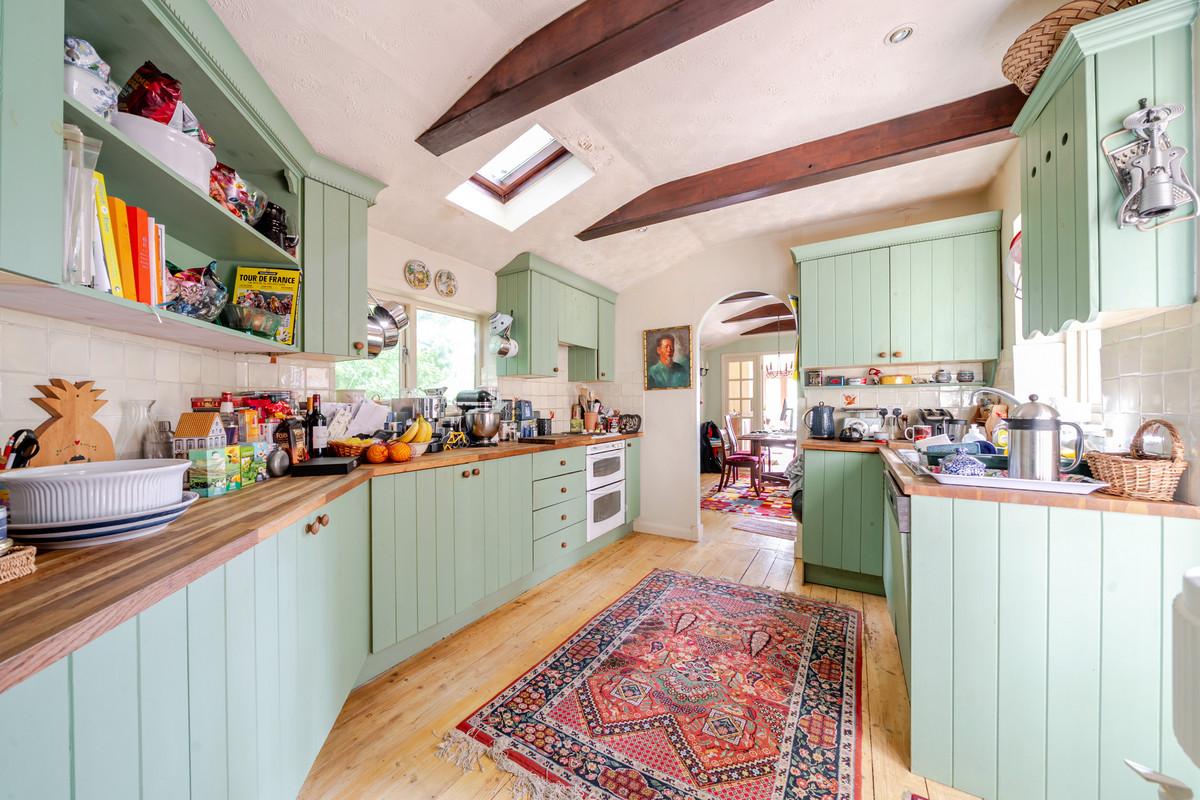 Property detail 2 - Adam Clegg Estate Agents