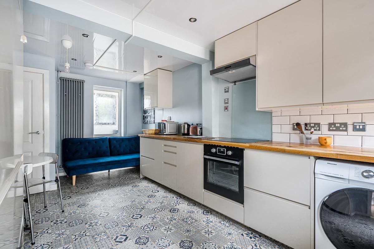Property detail 2 - Adam Clegg Estate Agents