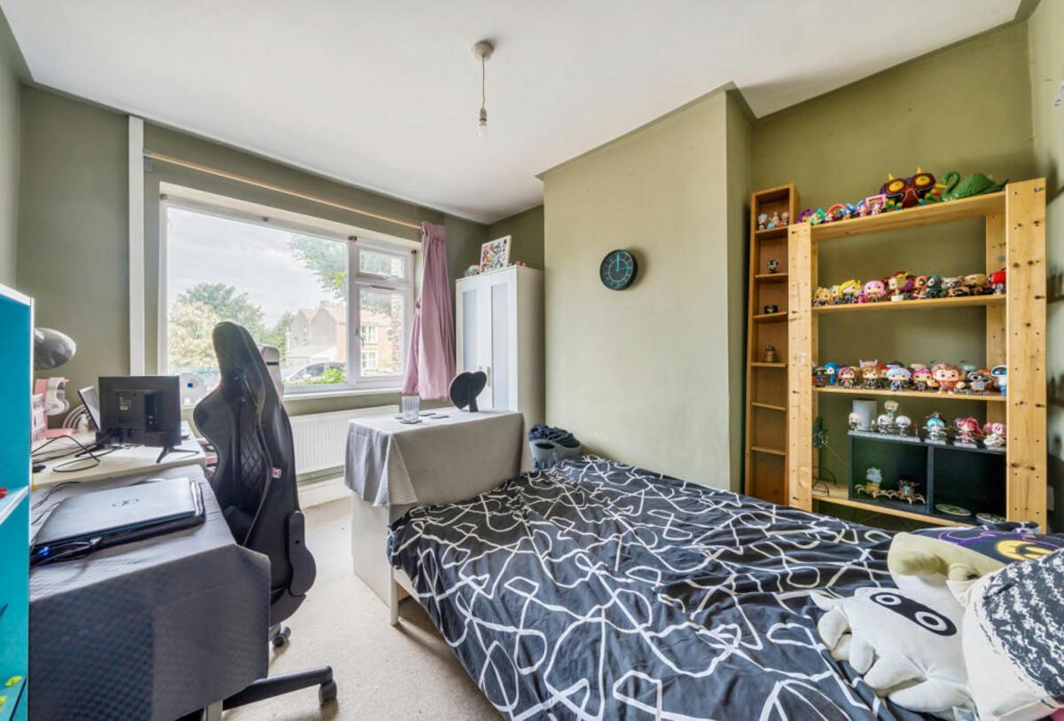 Property detail 4 - Adam Clegg Estate Agents