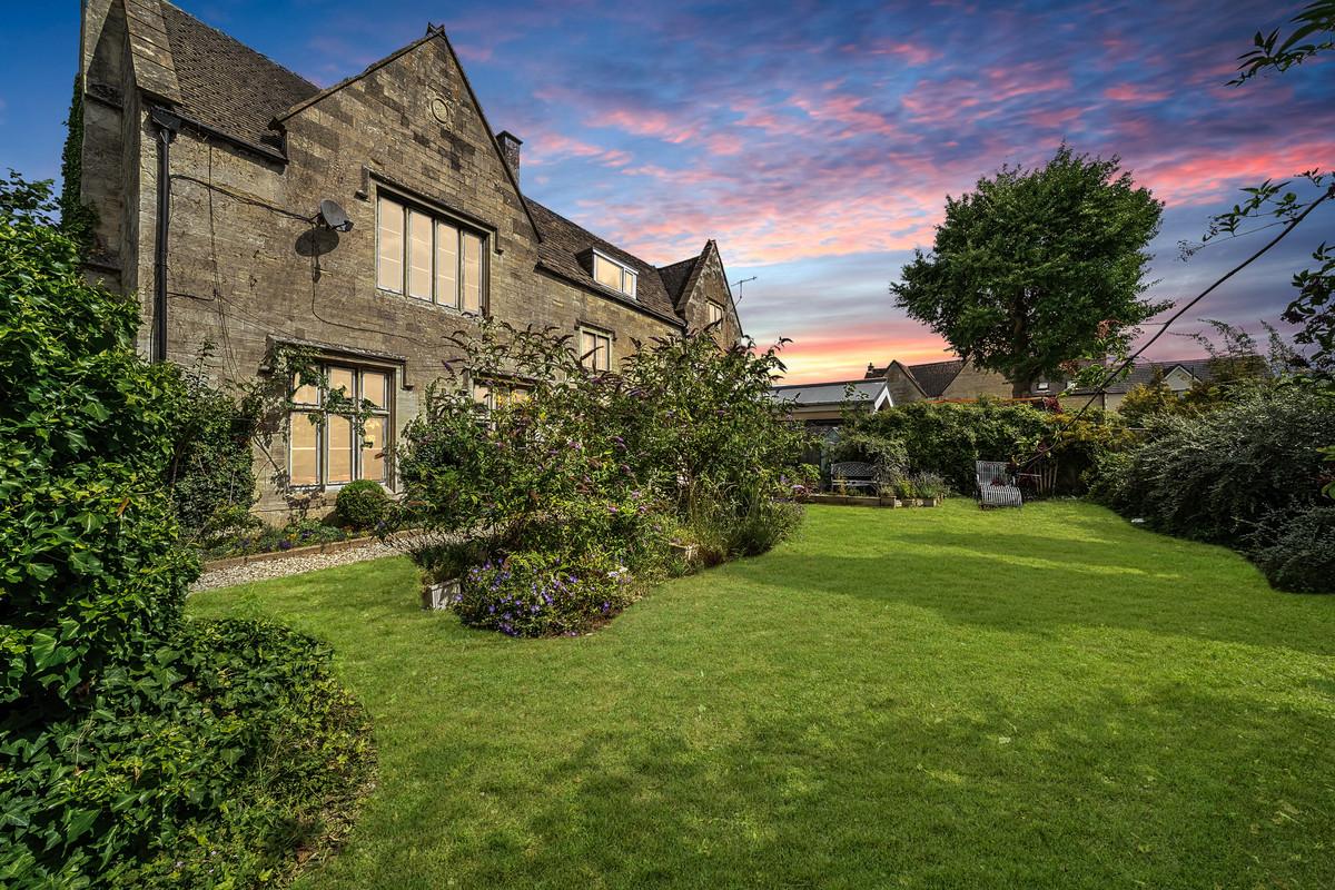 Elmfield House