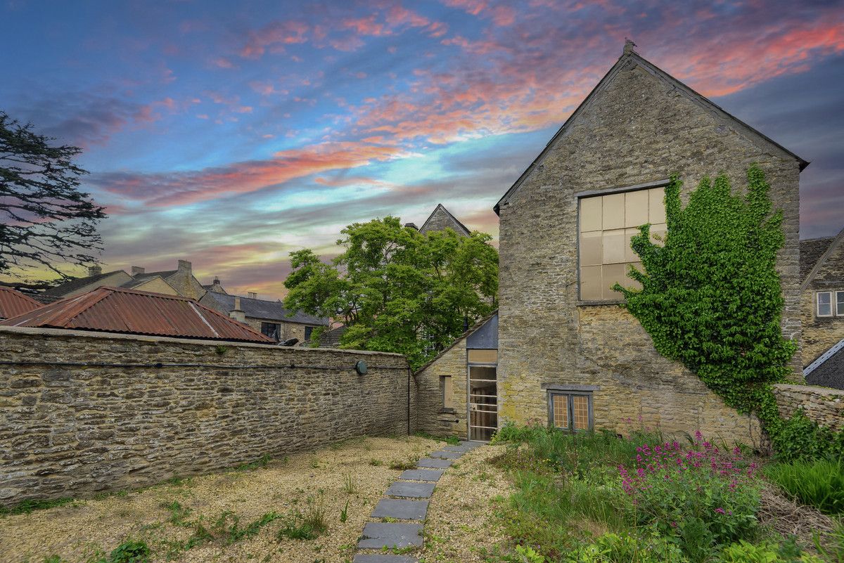55 Long Street, Tetbury GL8 8AA