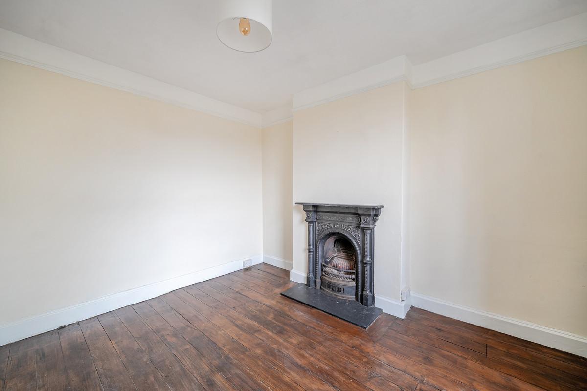 Property detail 5 - Adam Clegg Estate Agents