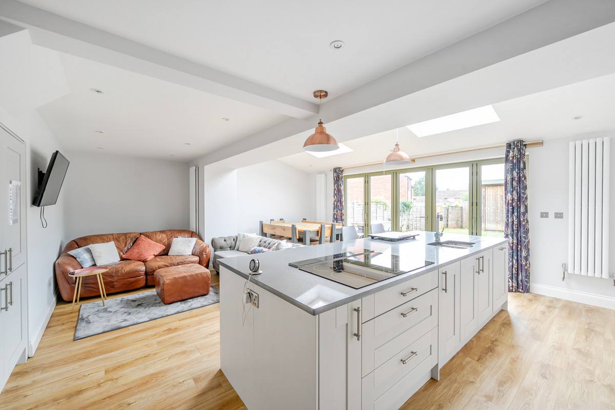 Property detail 1 — Adam Clegg Estate Agents