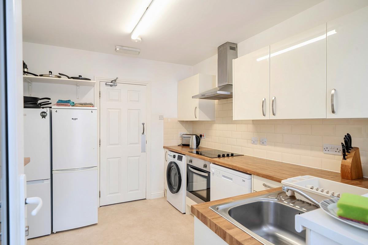 Property detail 1 - Adam Clegg Estate Agents
