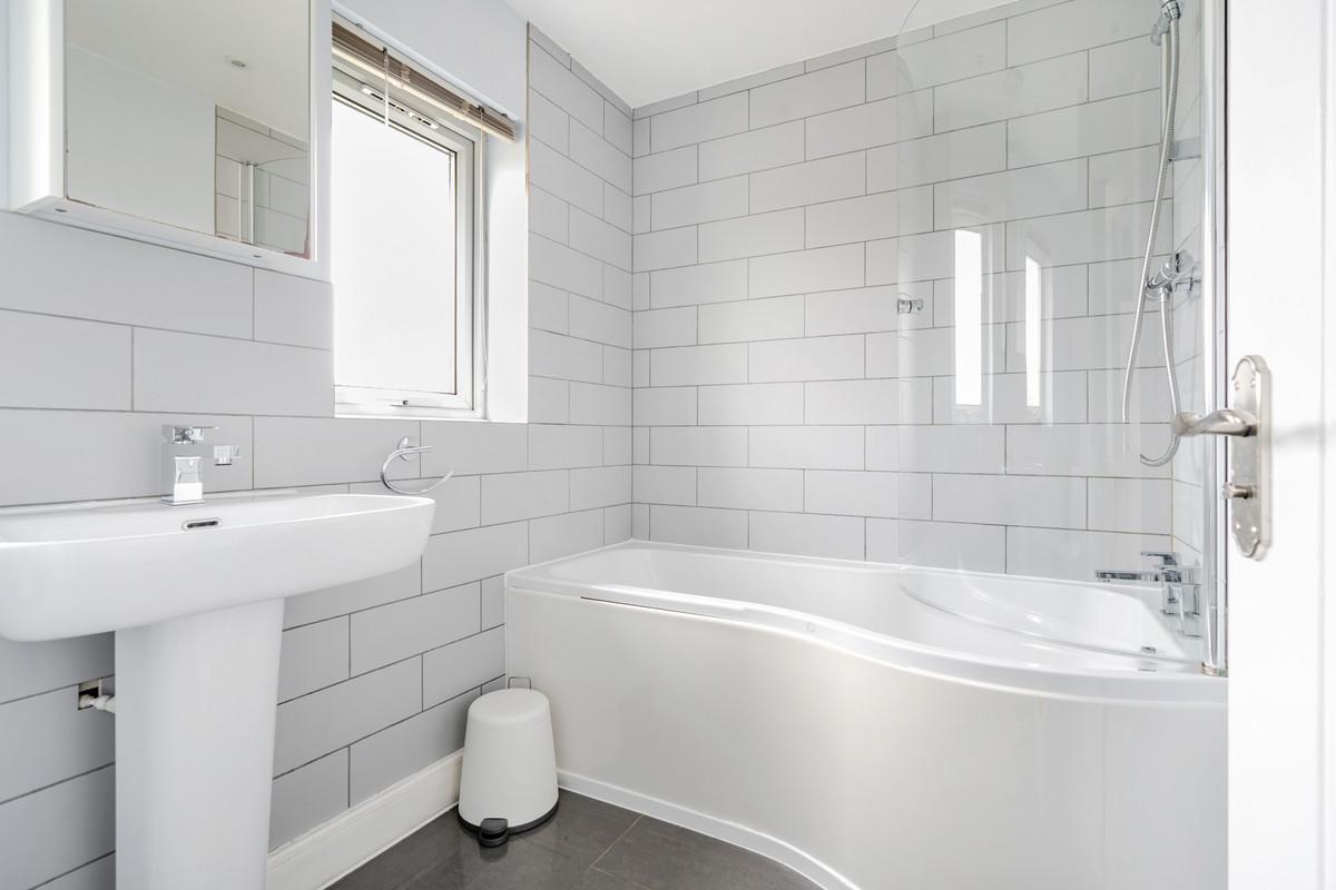 Property detail 11 - Adam Clegg Estate Agents