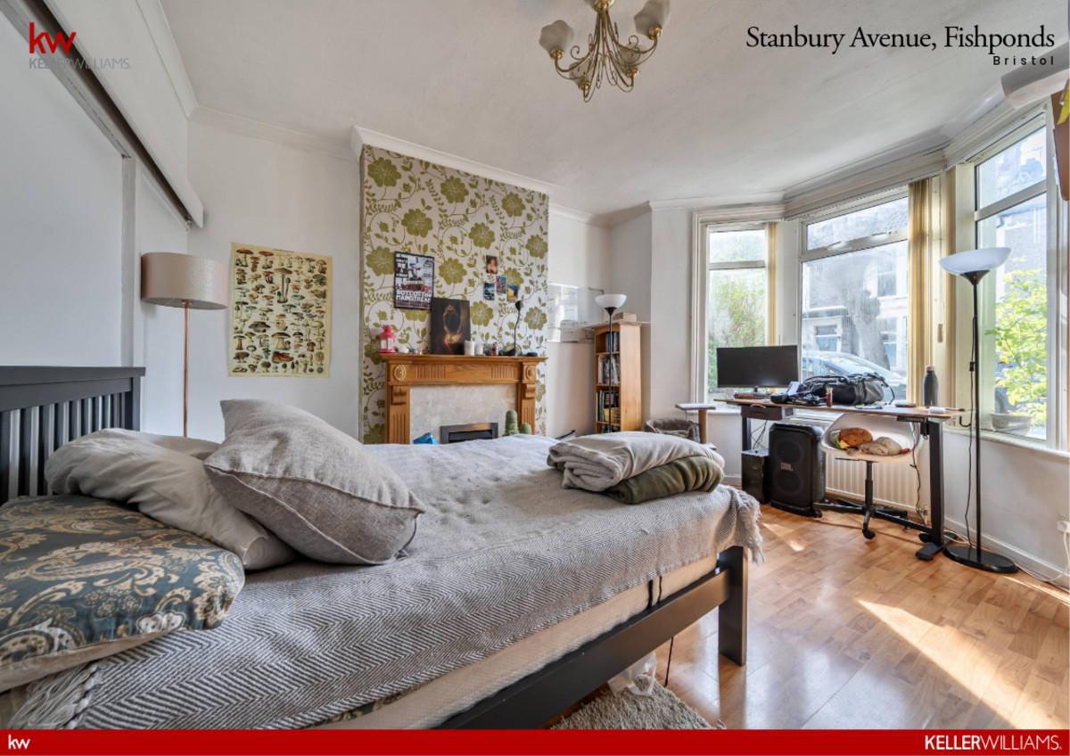 Property detail 1 - Adam Clegg Estate Agents