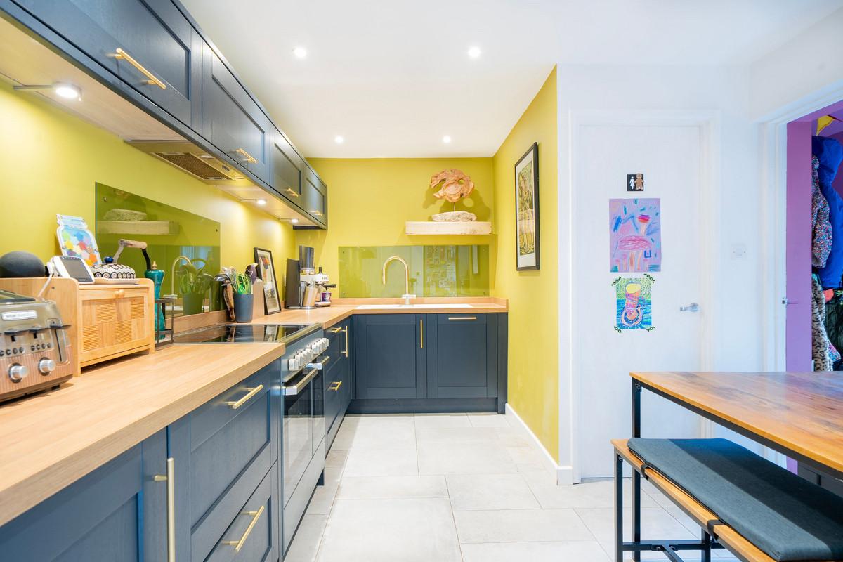 Property detail 1 - Adam Clegg Estate Agents
