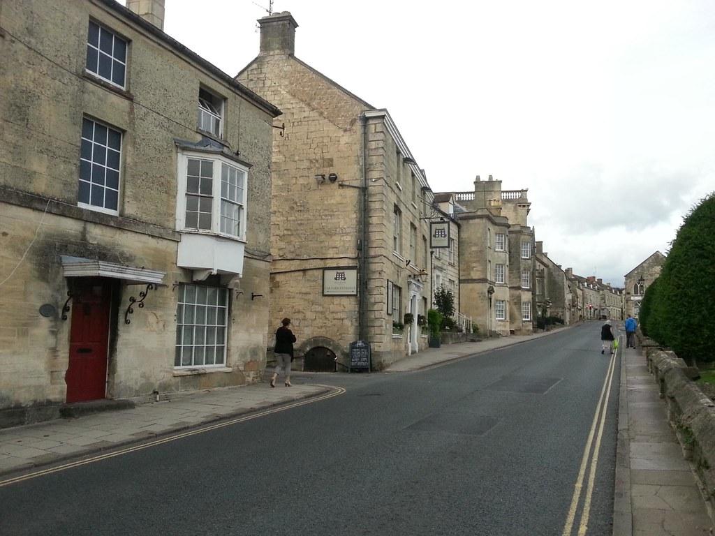 Wool Money, Living Town