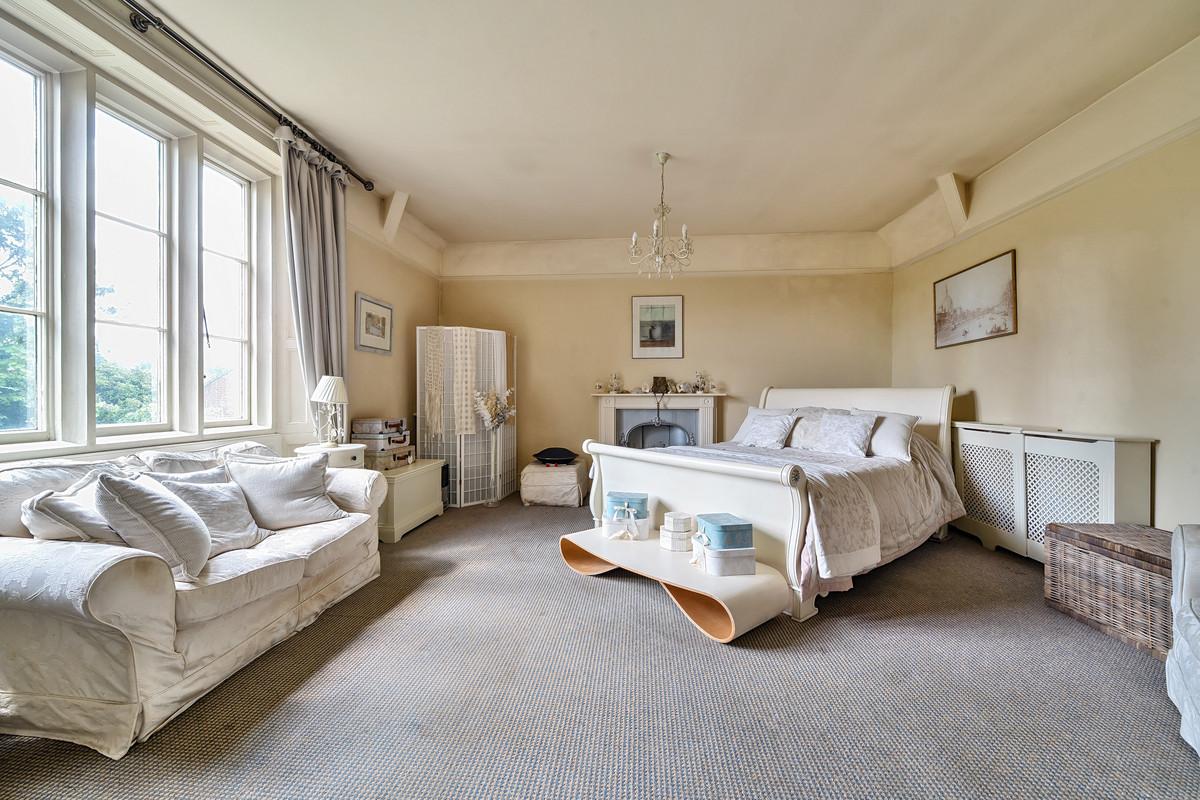 Property detail 9 - Adam Clegg Estate Agents