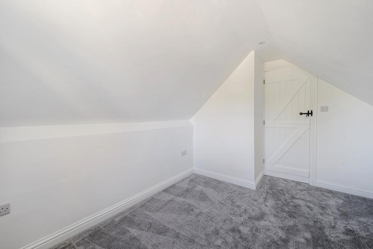 Property detail 9 - Adam Clegg Estate Agents