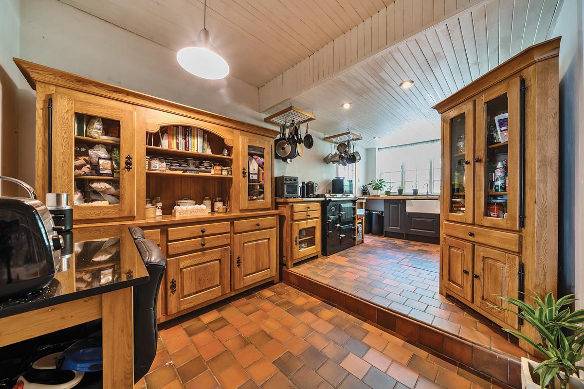 Property detail 7 - Adam Clegg Estate Agents