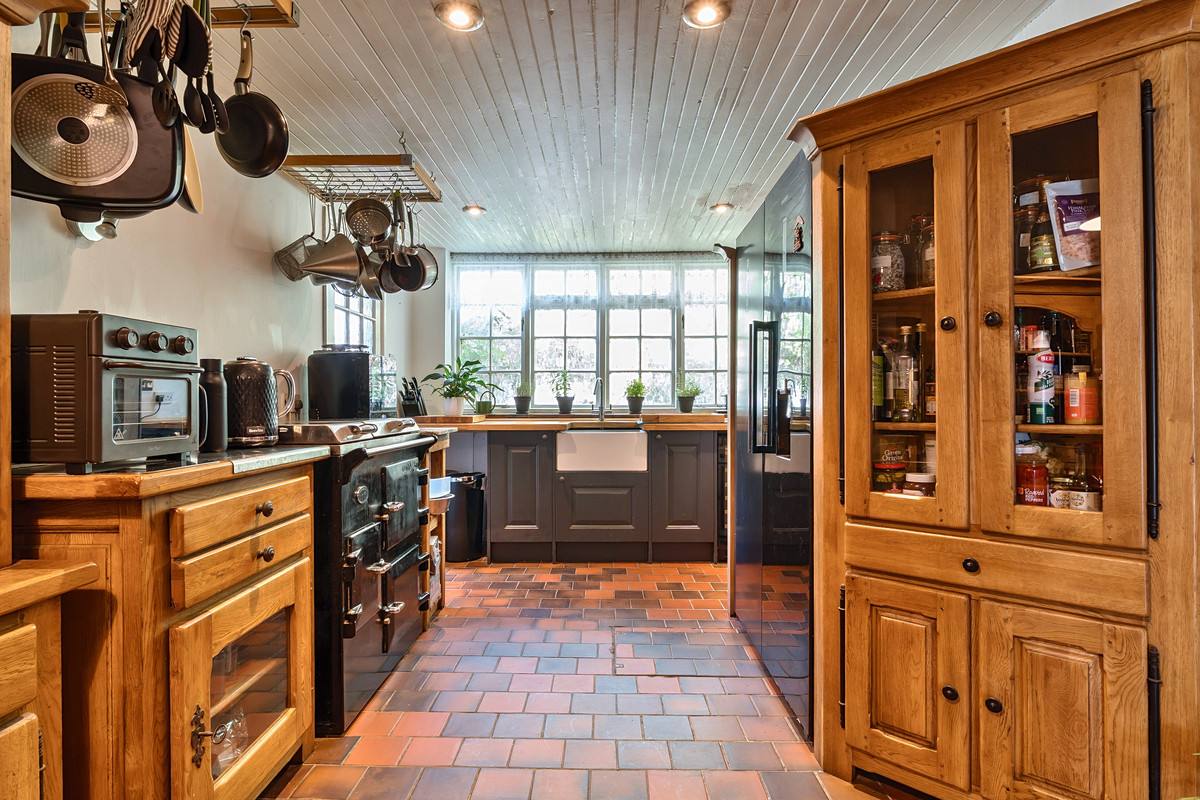 Property detail 8 — Adam Clegg Estate Agents