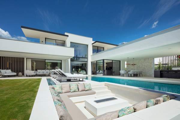 Villa Sirius source photo candidate spca_visual_marbella__MG_0653-Edit.jpg; draft review only, public-use approval pending.