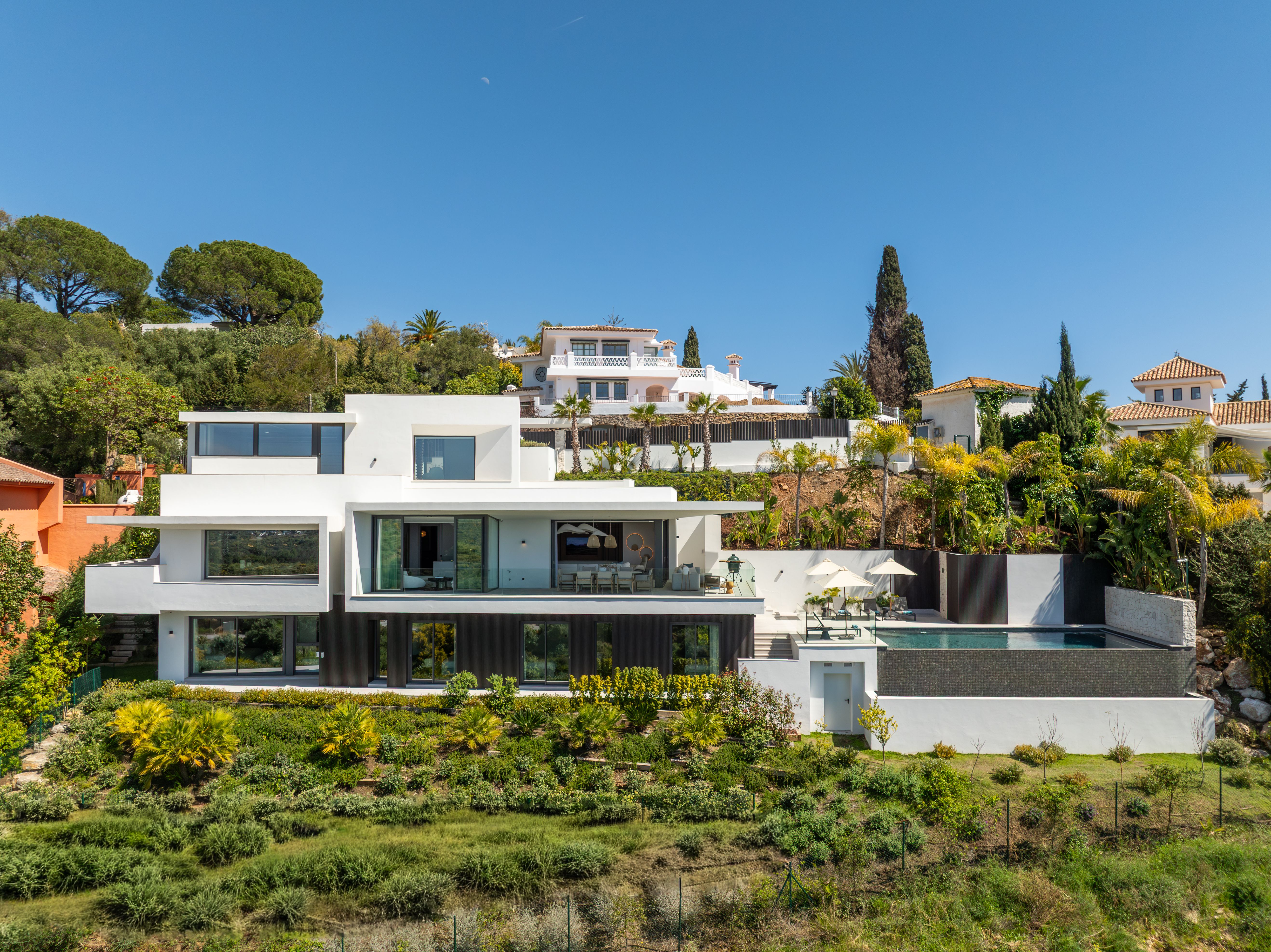 Rosario 430 contemporary villa in El Rosario, Marbella East