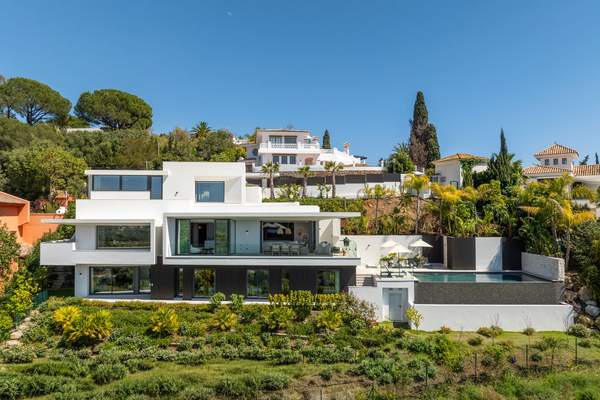 Rosario 430 contemporary villa in El Rosario, Marbella East