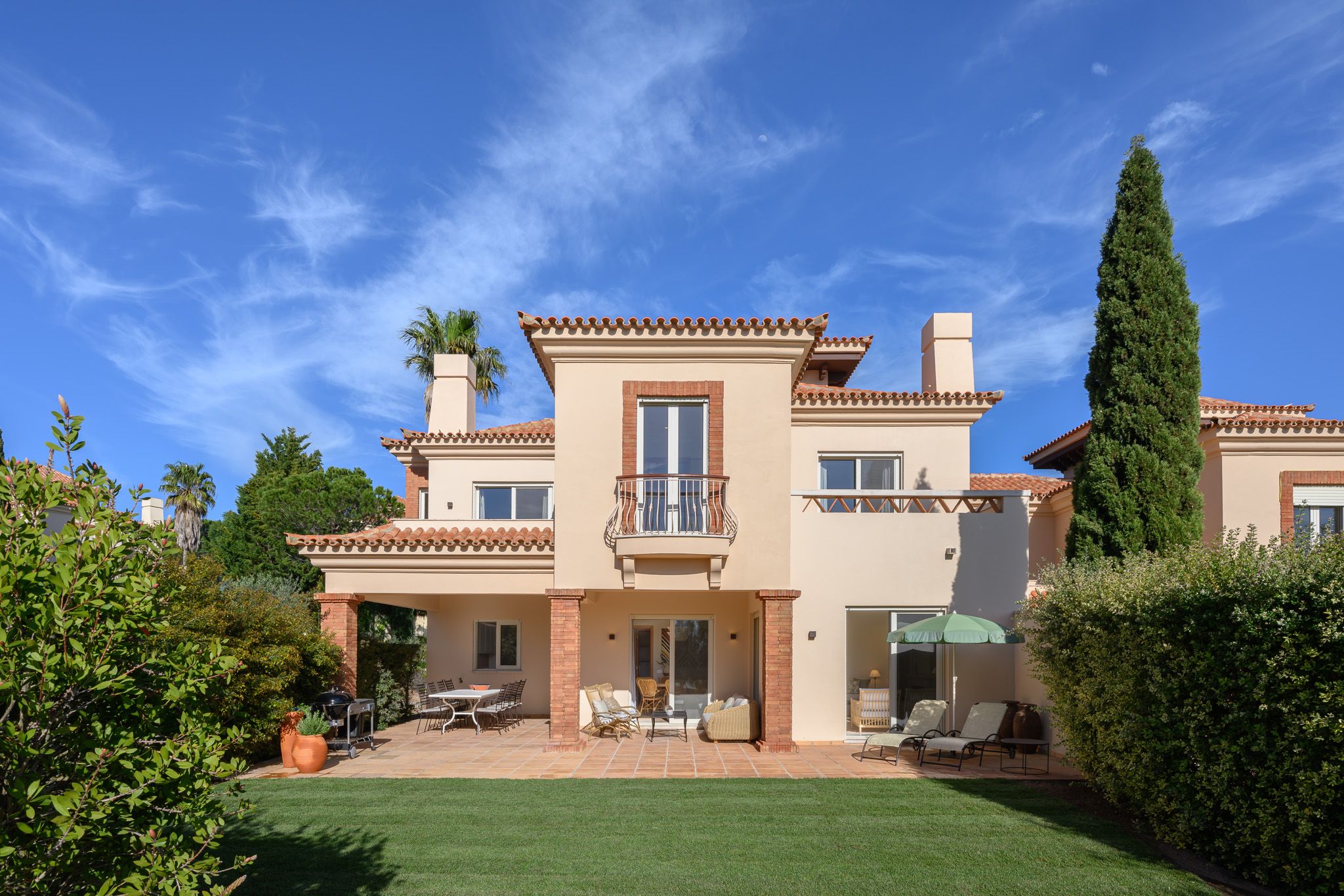 Monte Rei linked villa - Villa Exterior 6 (jardim dia)