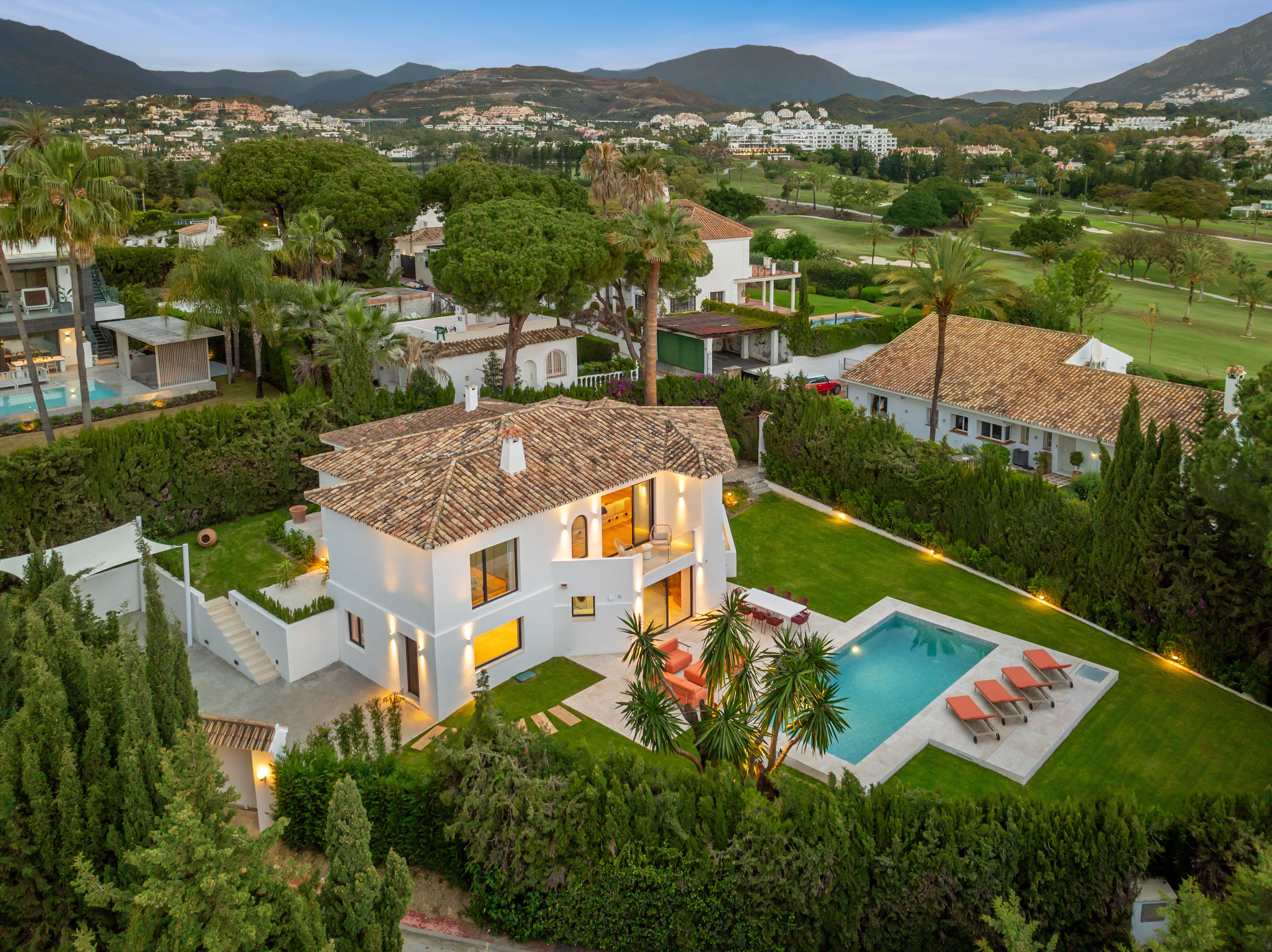 Villa Madrisa — Las Brisas, Nueva Andalucia property photo
