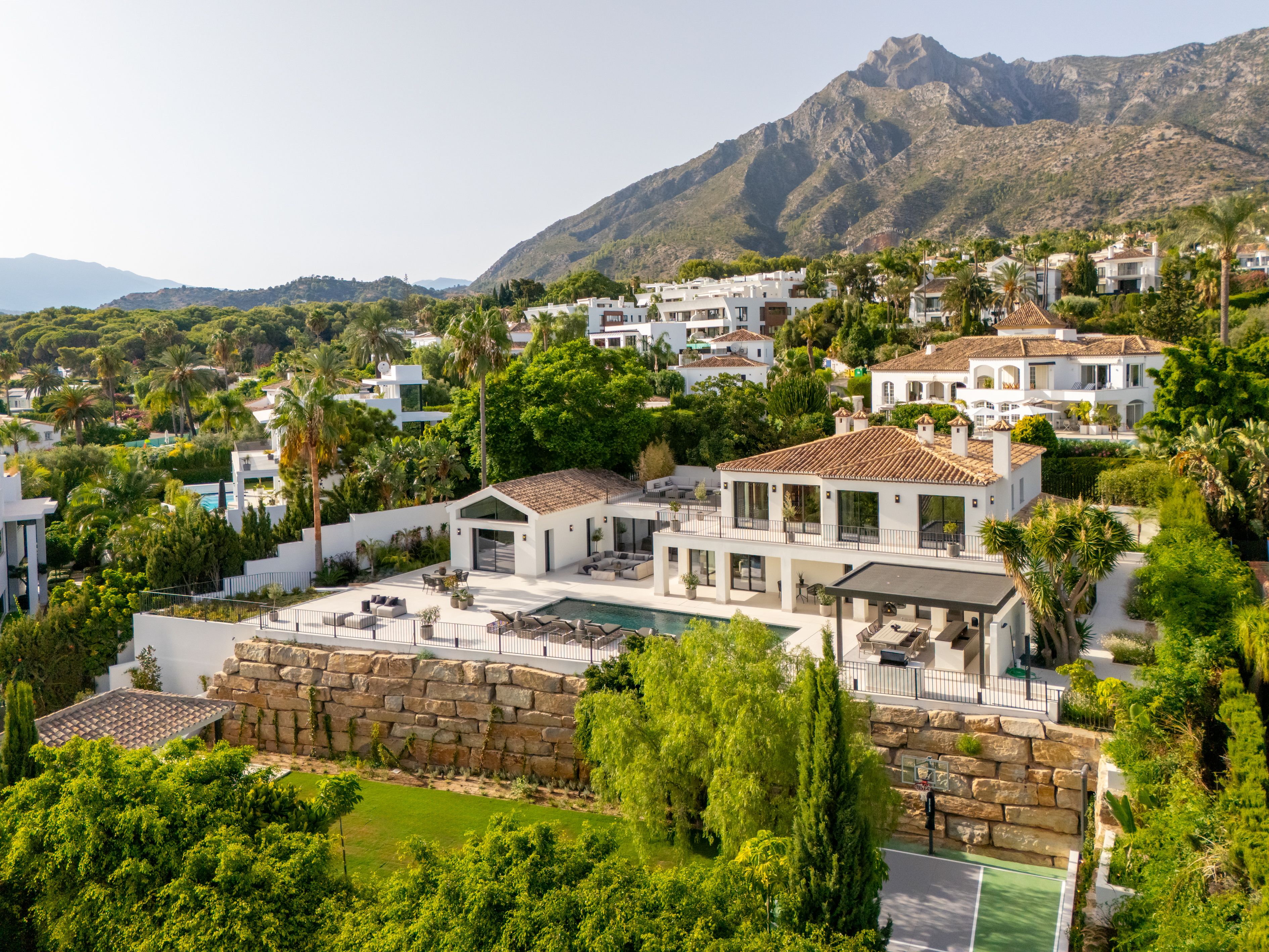 Villa Rocio aerial view beneath La Concha in Rocio de Nagueles