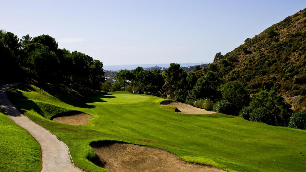 Los Arqueros Golf