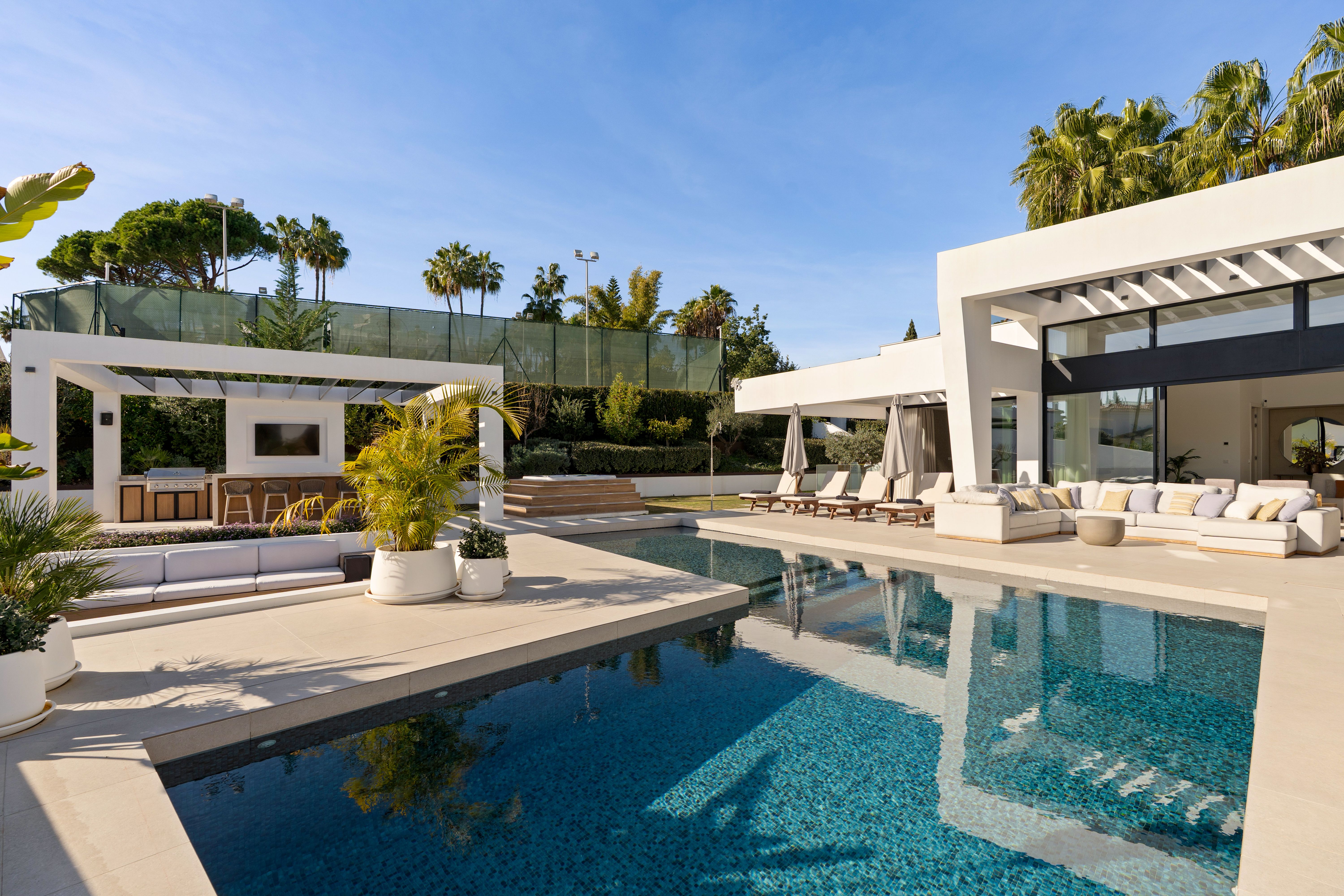 Feature or amenity space in villa Villa Cefeo, Los Naranjos, Nueva Andalucia, Marbella