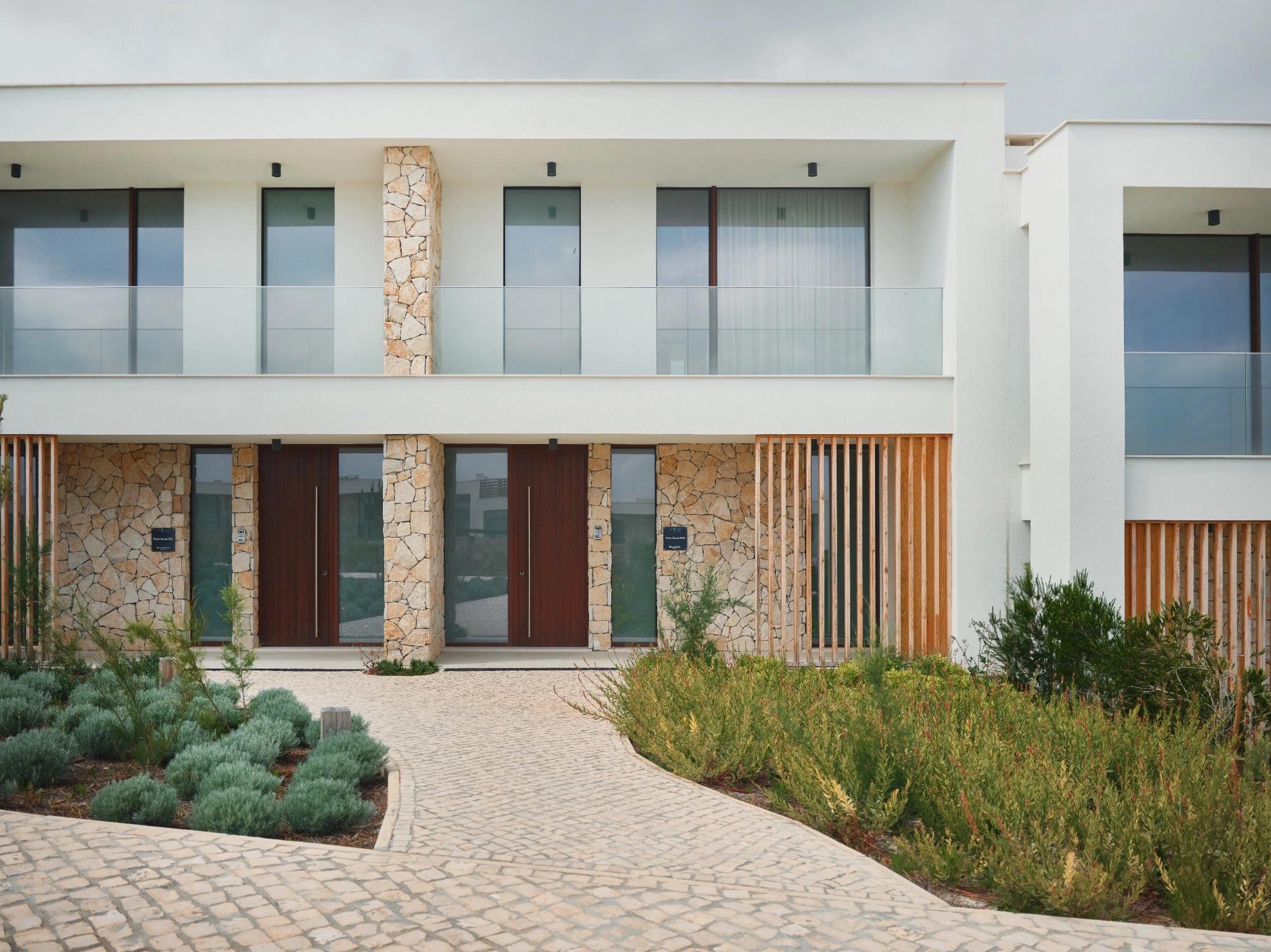 Townhouse entrance façades at West Cliffs