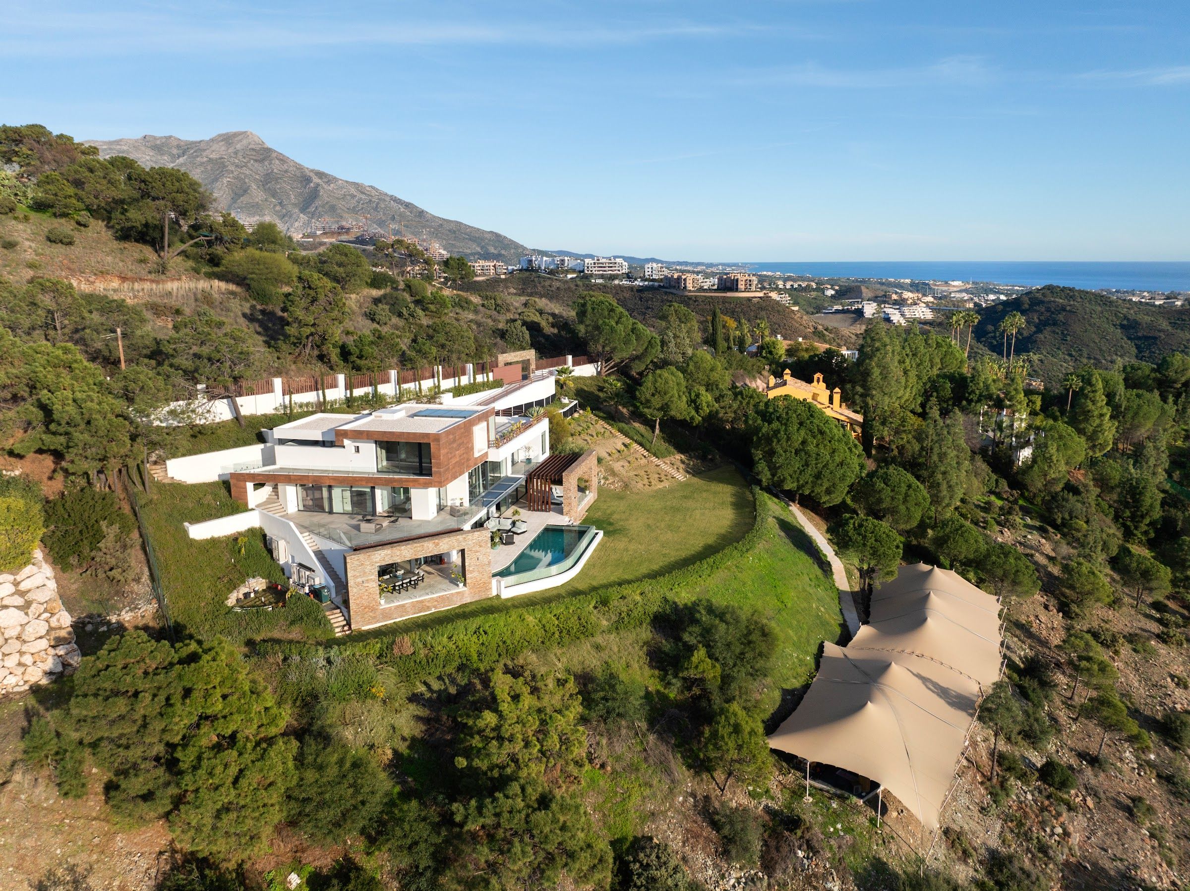 Madronal 72 aerial plot context in El Madronal, Benahavis