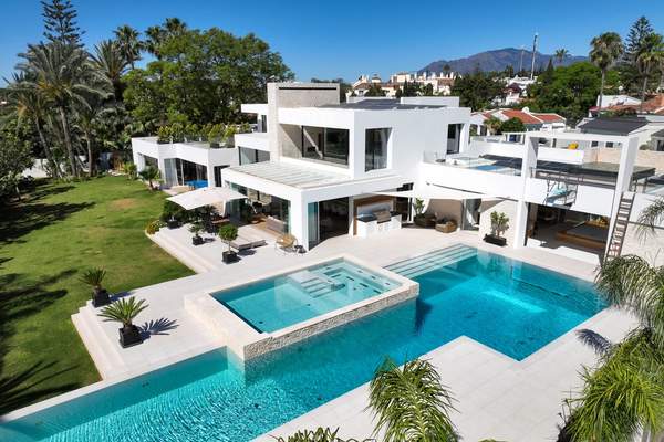 La Casa Blanca property image
