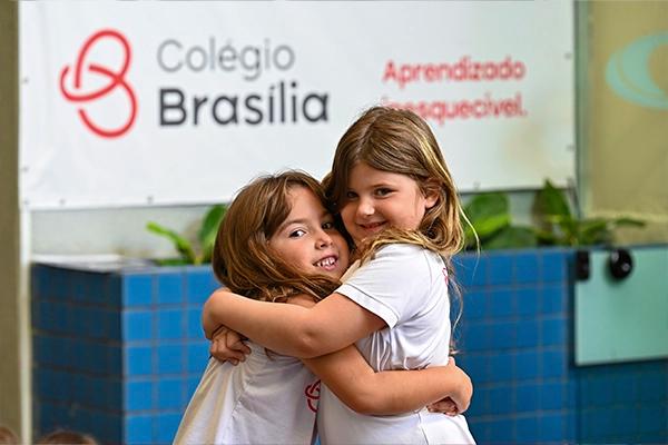 Crianças da Educação Infantil do Colégio Brasília 4