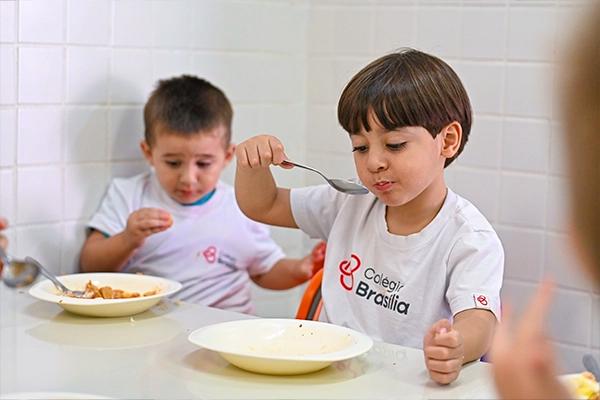Crianças da Educação Infantil do Colégio Brasília 2