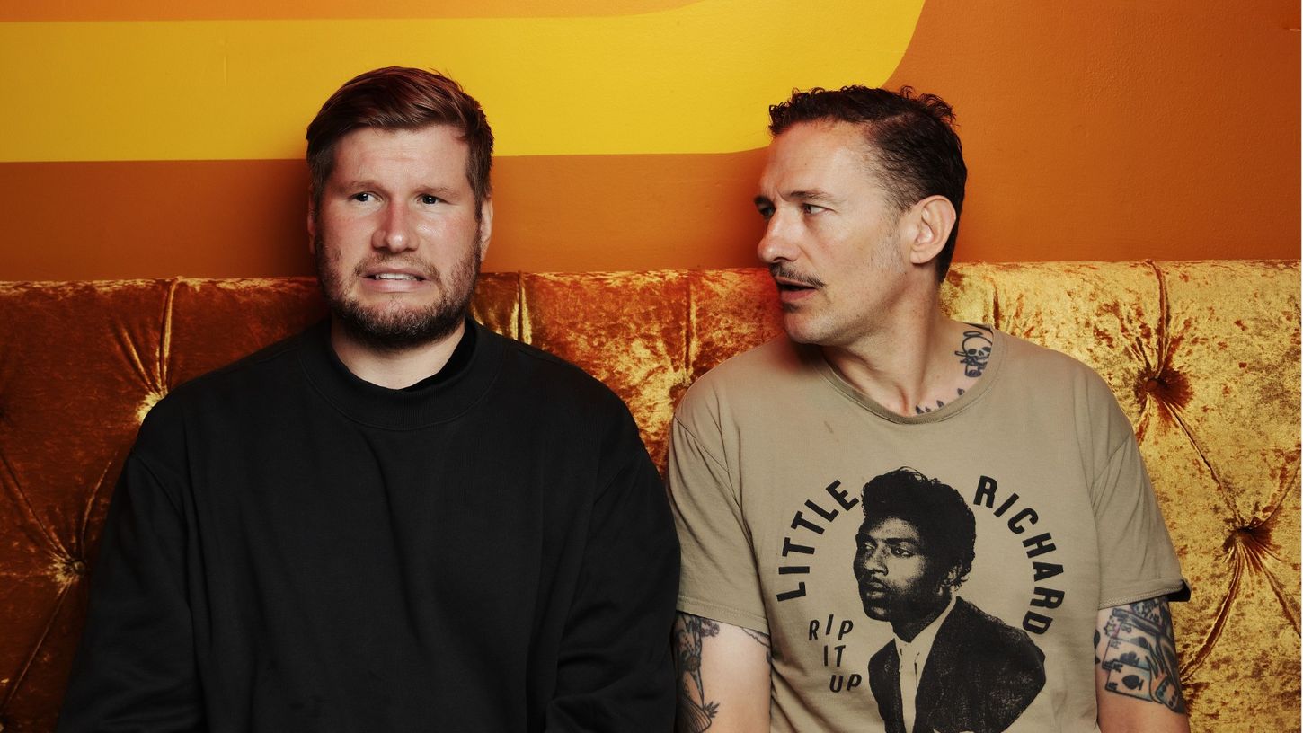 LIVE: Menn uten midje kan også lese – i samtale med Levi Henriksen