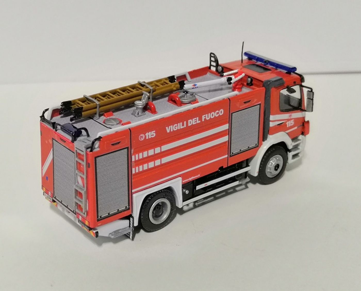 A.B.P. - Mercedes-Benz Atego II Fornitura Restyling - Lumezzane (BS), foto 7