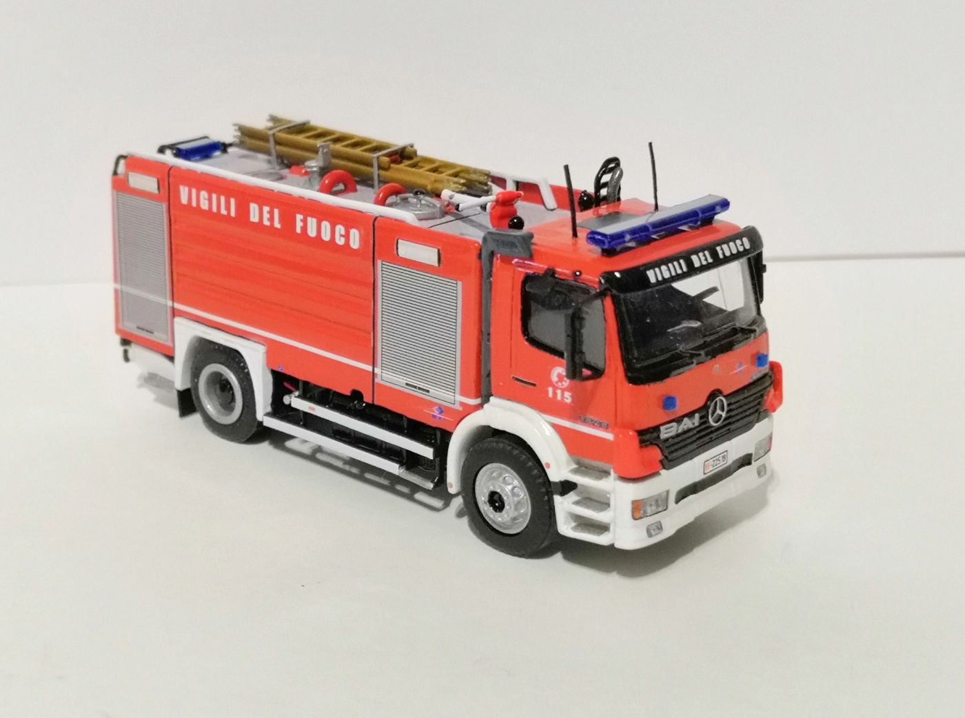 A.B.P. - Mercedes-Benz Atego II Fornitura Restyling, foto 7