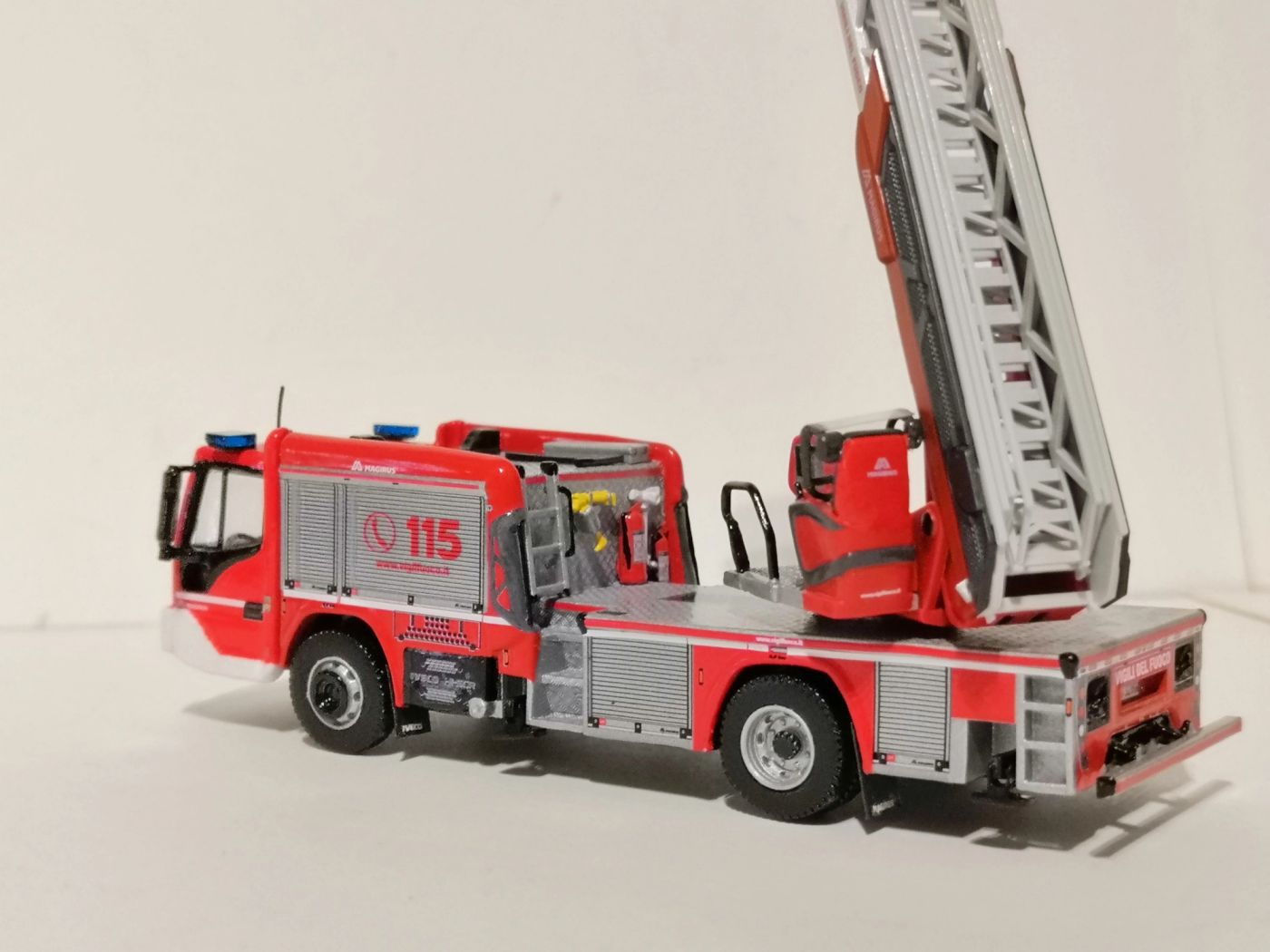 1-87 AS Eurocargo 160 E 32 'Low Line', foto 16
