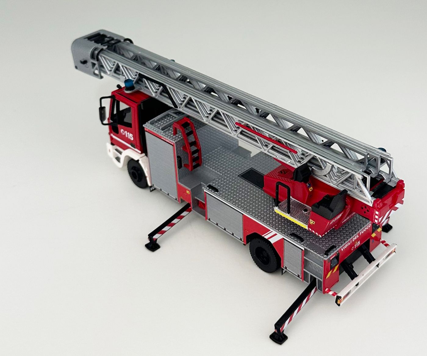 A.S. Autoscala Iveco Eurofire 150E27 Scala da 27 metri - Volontari Magenta (MI), foto 3
