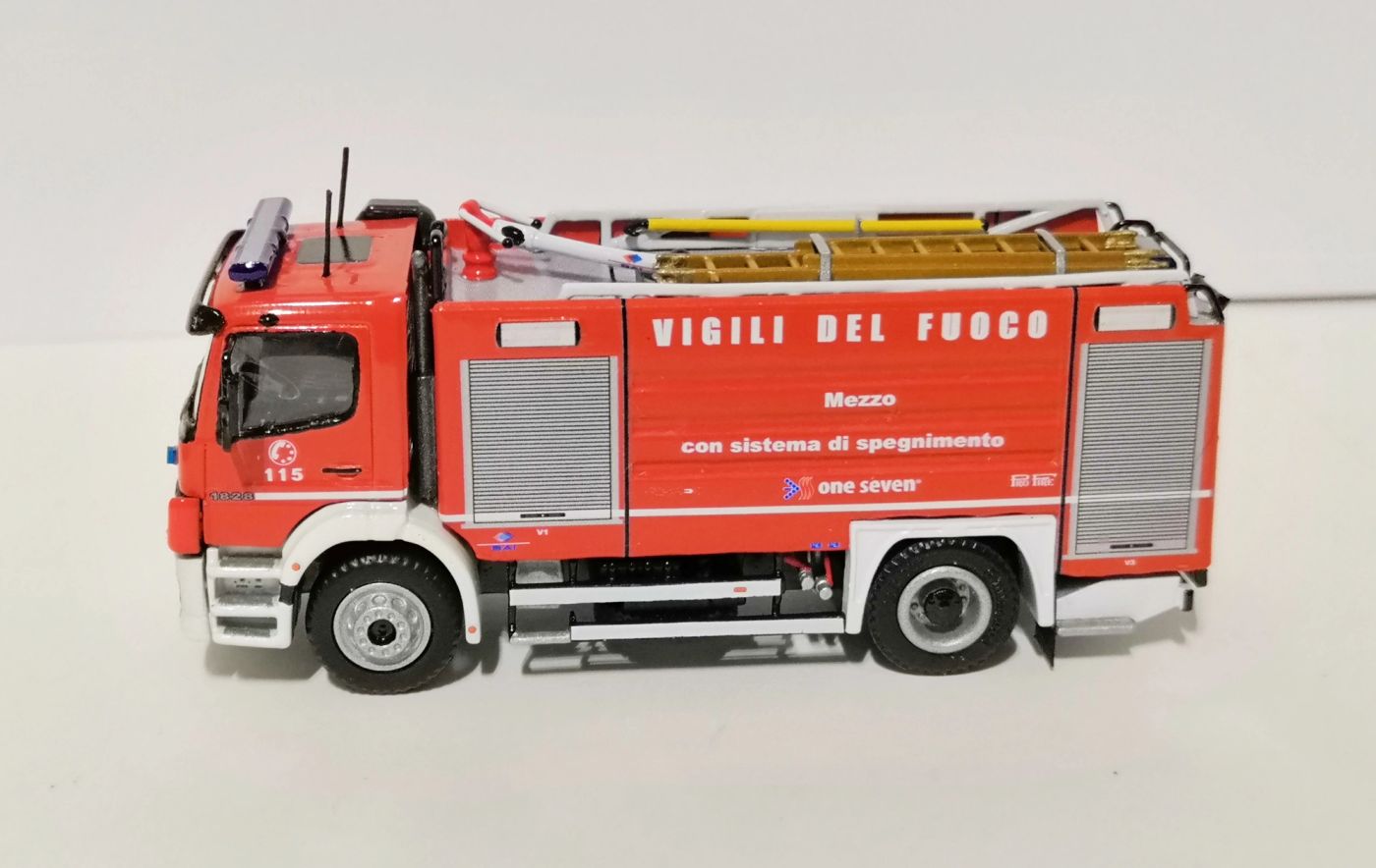 A.B.P. - Mercedes-Benz Atego II Fornitura 'ONE SEVEN' Restyling - Milano, foto 4