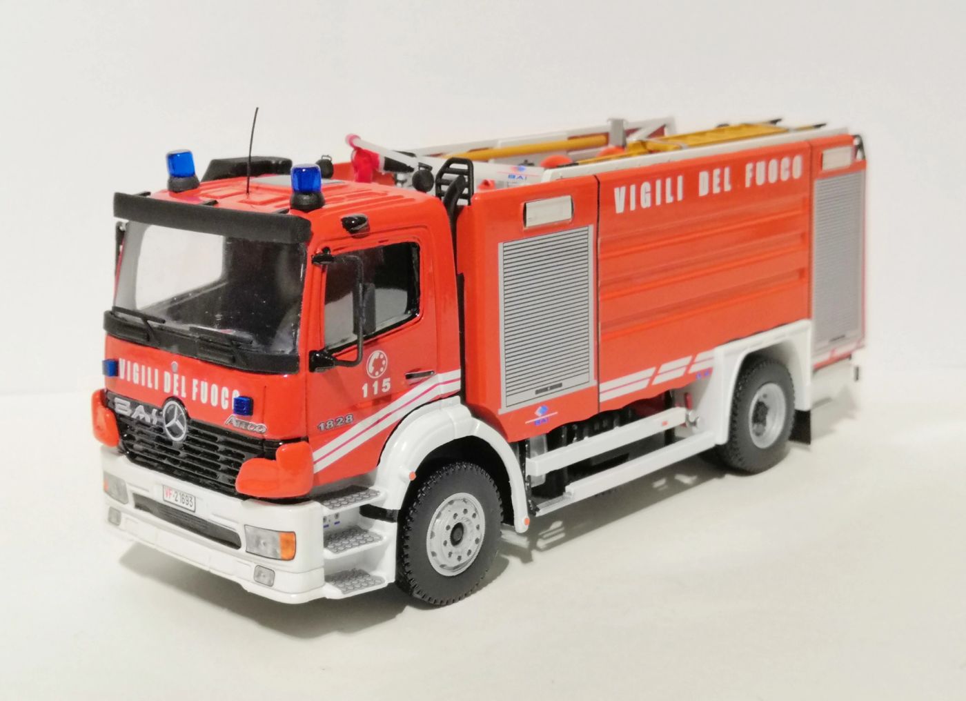 A.B.P. - Mercedes-Benz Atego I Fornitura Restyling - Roseto degli Abruzzi (TE), foto 1