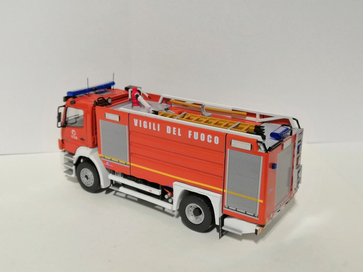 A.B.P. - Mercedes-Benz Atego II Fornitura Restyling - Forlì (FC), foto 6