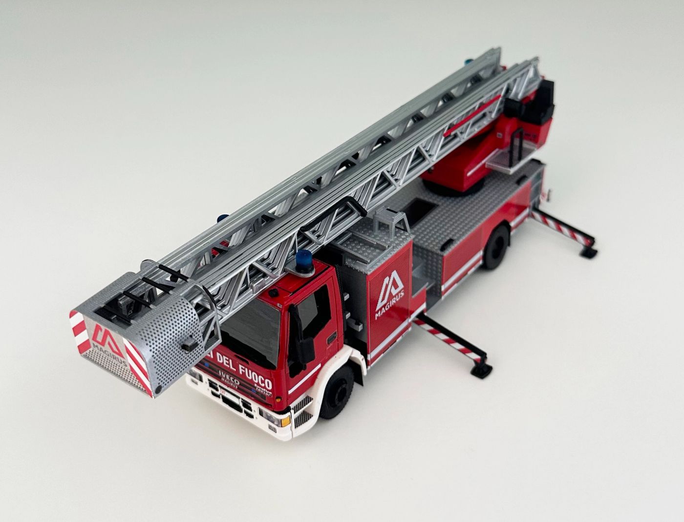 A.S. Autoscala Iveco Eurofire 150E28 Tector - Scala da 27 metri, foto 1