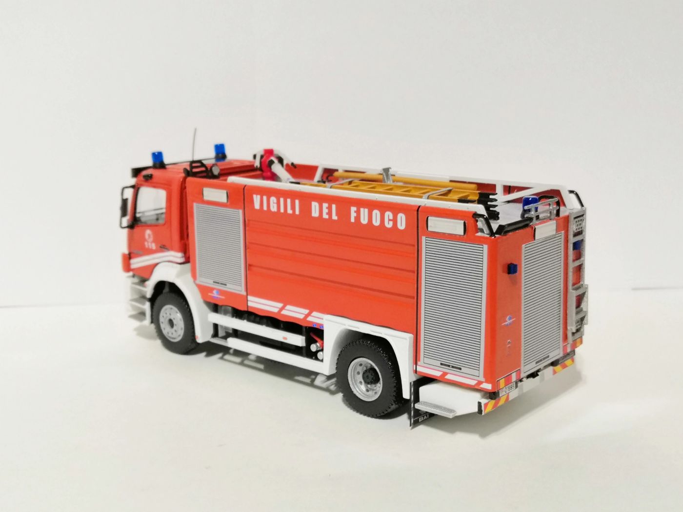 A.B.P. - Mercedes-Benz Atego I Fornitura Restyling - Roseto degli Abruzzi (TE), foto 5