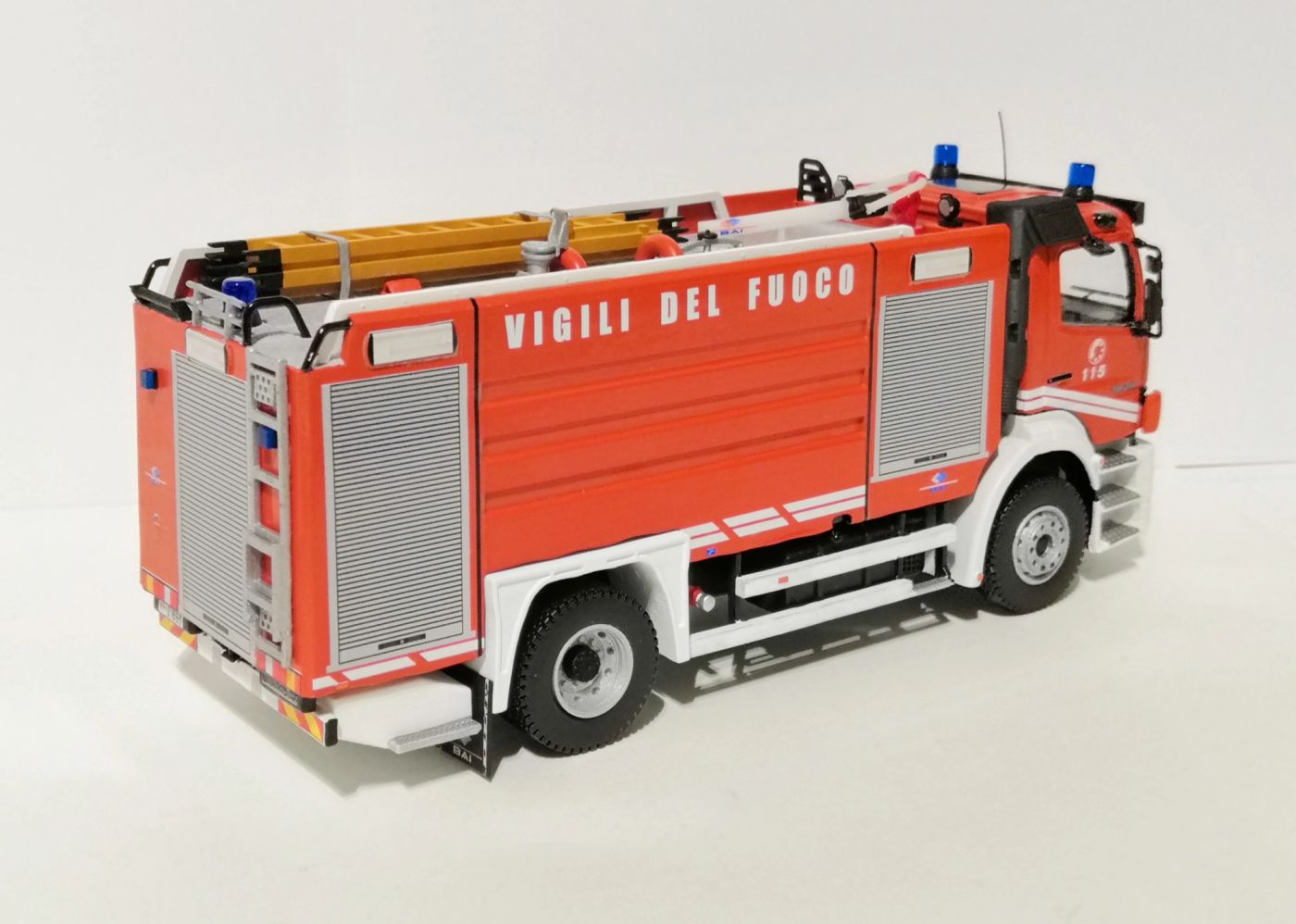 A.B.P. - Mercedes-Benz Atego I Fornitura Restyling - Roseto degli Abruzzi (TE), foto 6