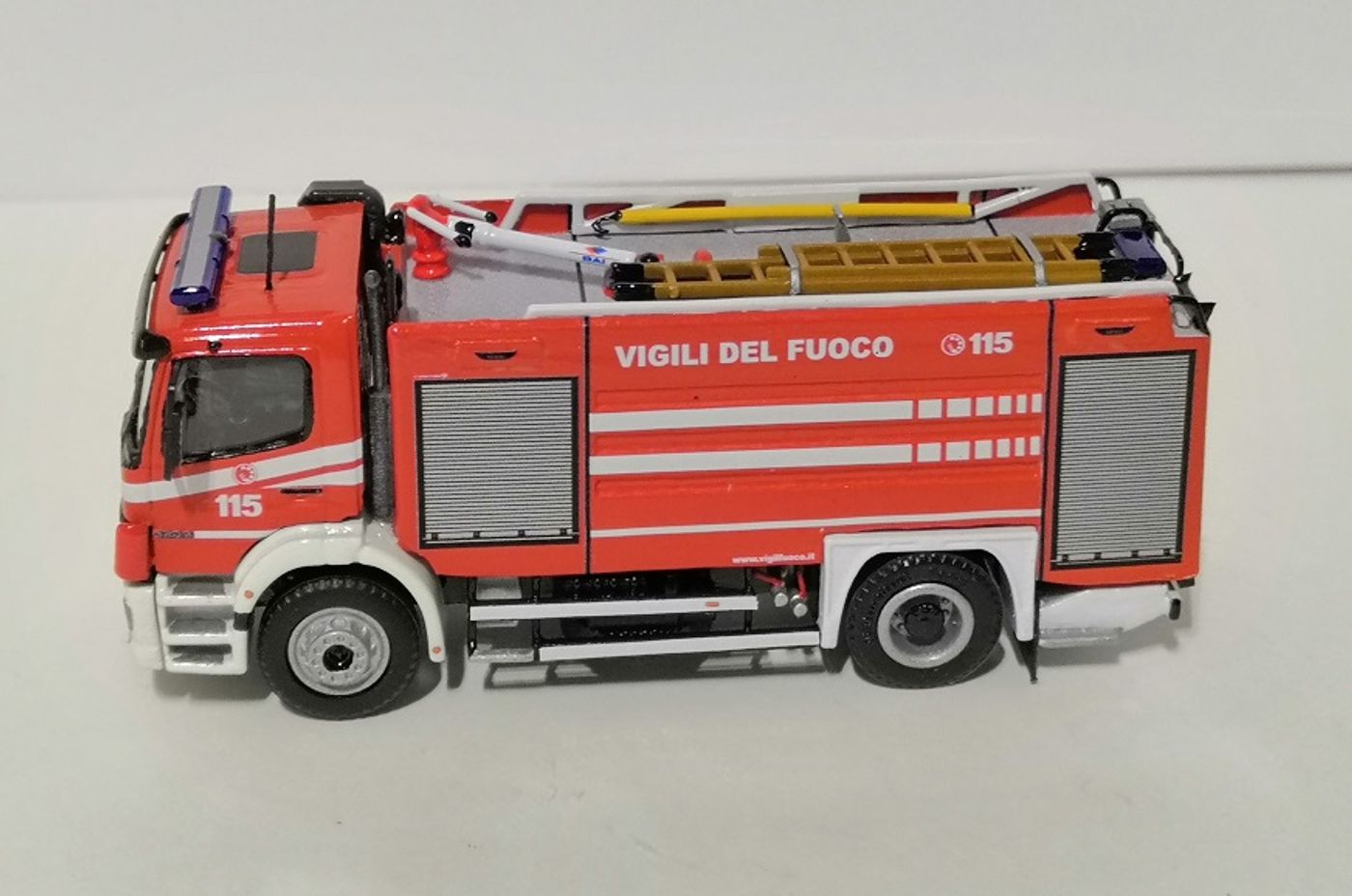 A.B.P. - Mercedes-Benz Atego II Fornitura Restyling - Lumezzane (BS), foto 4
