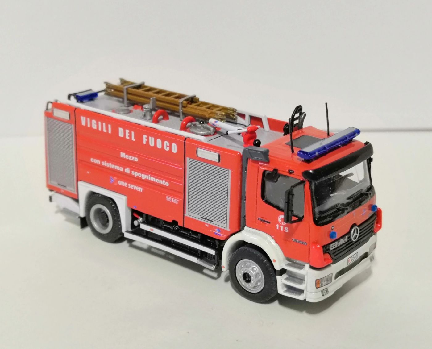A.B.P. - Mercedes-Benz Atego II Fornitura 'ONE SEVEN' - Milano, foto 8