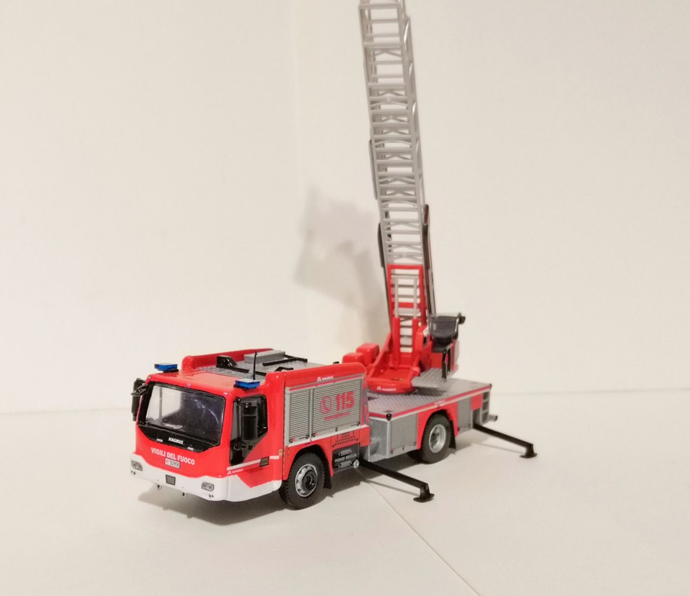 1-87 AS Eurocargo 160 E 32 'Low Line', foto 13